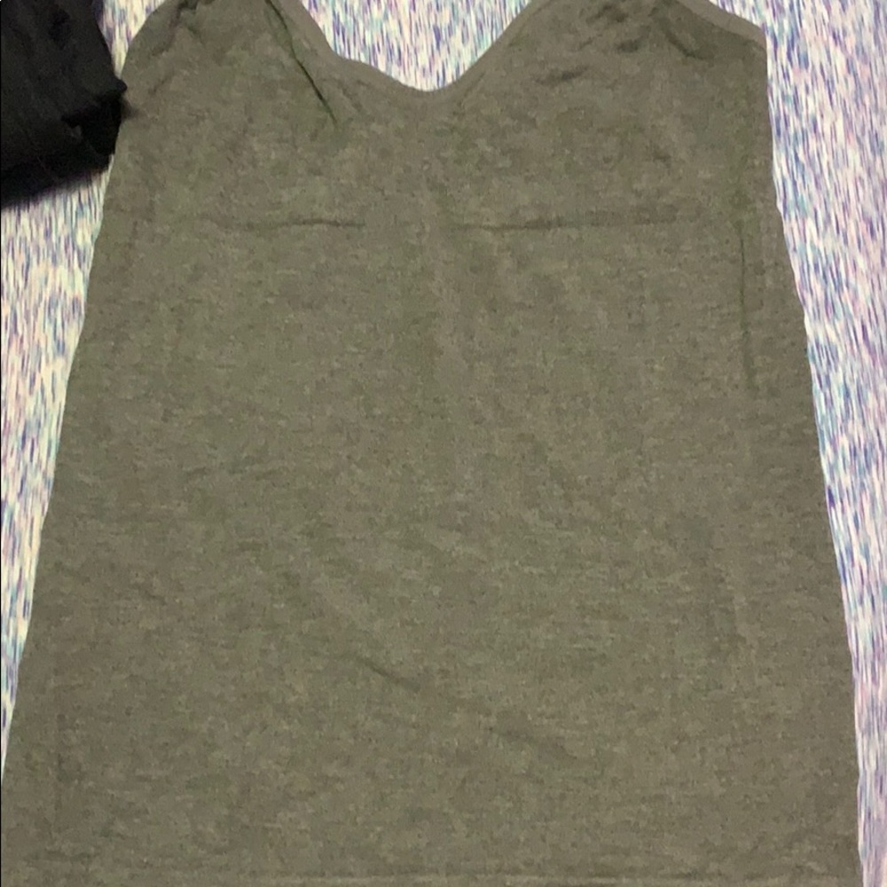 No boundaries tank